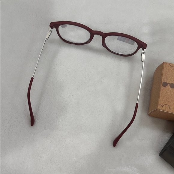 Life Art Red Glasses with Black Case and Accessories main image 4